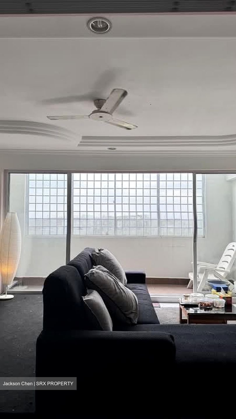 Blk 407 Hong Kah Court (Jurong West), HDB Executive #549229191